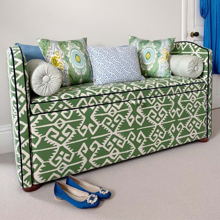 Caldey Plain Lid Curved Arm Storage Ottoman 144 x 56cm (56.5 x 22") COM Haines Collection - Contrast Piped COM - Dark Bun Feet 226056