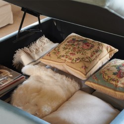 Vast amounts of storage space Vast amounts of storage space