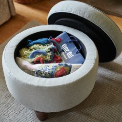 The lid is completely removable which offers a vast amount of storage space