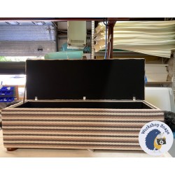 Sherwood Shallow Buttoned & Piped Lid Ottoman 152 x 53cm (60 x 21") COM Romo Taza Briar Rose - 1.5ins Dark Bun Foot 231325