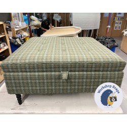 Bedgebury Shallow Buttoned & Piped Lid Medium Depth Storage Footstool 91 x 91cm (36 x 36") Wool Check Sea - Single Piped Trim - 16cm Bobbin Leg Black 9581