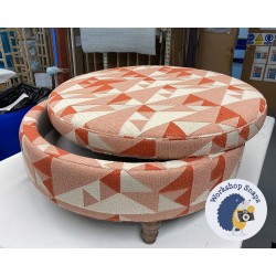 Winterfold Plain & Piped Lid Medium Depth Round Storage Footstool 102cm (40") COM Stroheim Junipero Dusty Rose - Single Piped Trim - 12.7cm Turned Leg Oak 9611